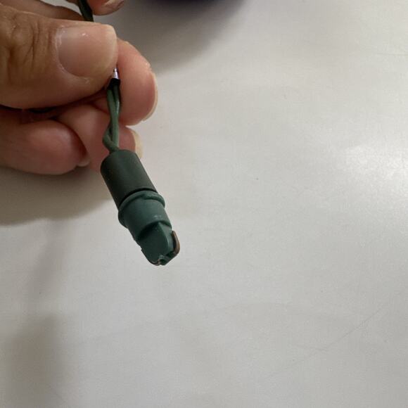 1996 Hallmark Keepsake Disney Winnie the Pooh Ornament Slippery Day Magic Motion - Picture 5 of 11